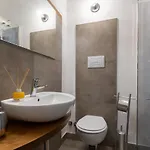 La Quercia Retreat ميتا