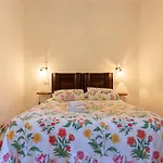 La Quercia Retreat بيت ضيافة 4*