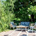 La Quercia Retreat بيت ضيافة ميتا