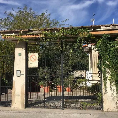 La Quercia Guest house Meta