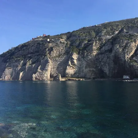 La Quercia 3* ميتا